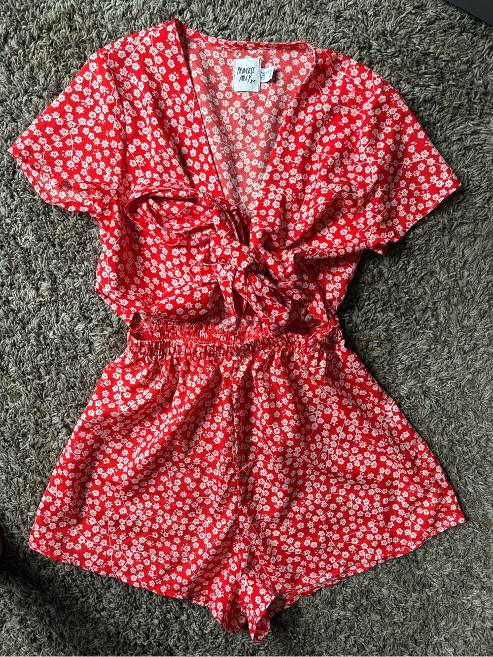 Princess Polly Red Floral Tie-Front Romper - Picture 3 of 3